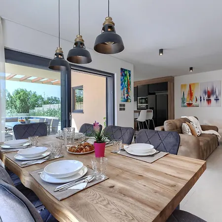 Belana By Interhome Tar-Vabriga
