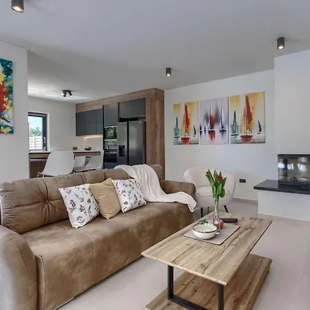 Belana By Interhome Tar-Vabriga